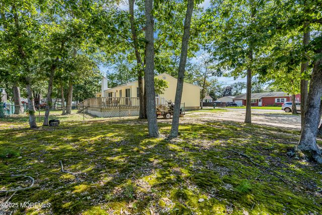 576 Vaughn Avenue, Forked River, NJ 08731