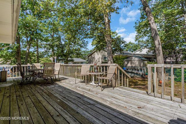 576 Vaughn Avenue, Forked River, NJ 08731