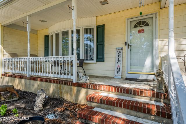 576 Vaughn Avenue, Forked River, NJ 08731