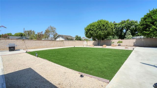 5560 Mountain View Avenue, Yorba Linda, CA 92886