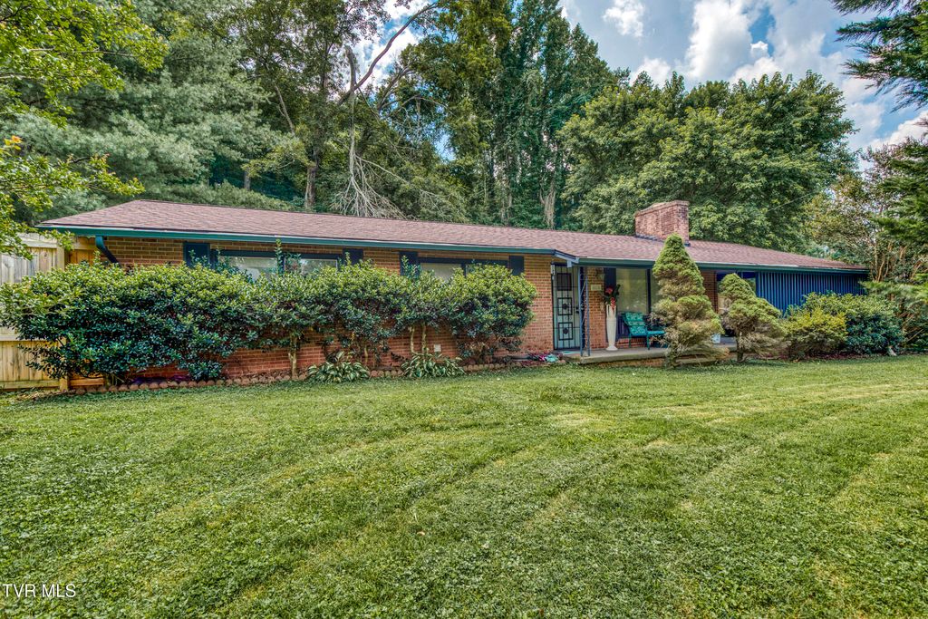 5825 Cochise Trail, Kingsport, TN 37664