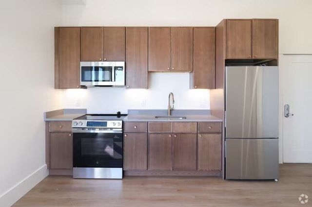 451 Revere Beach Boulevard 13, Revere, MA 02151