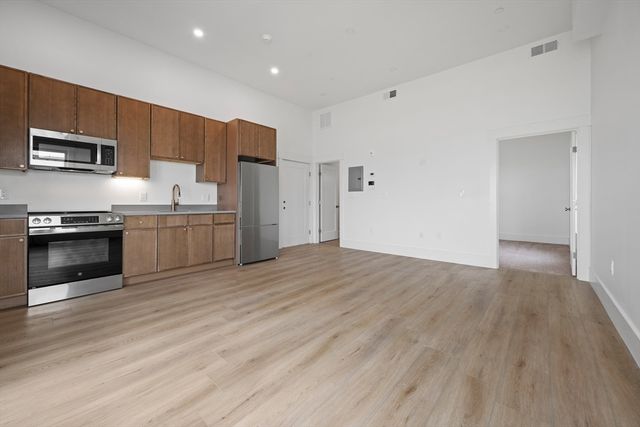 451 Revere Beach Boulevard 13, Revere, MA 02151