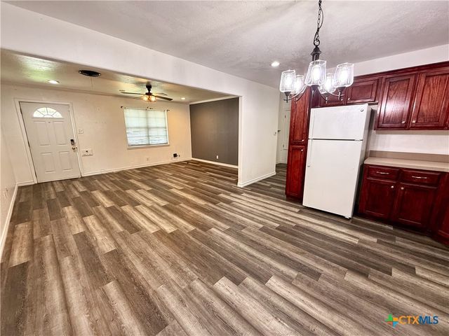 1504 Bridge Street, Gatesville, TX 76528