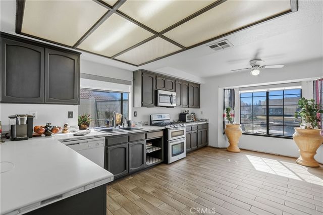 13454 Elm, Hesperia, CA 92344