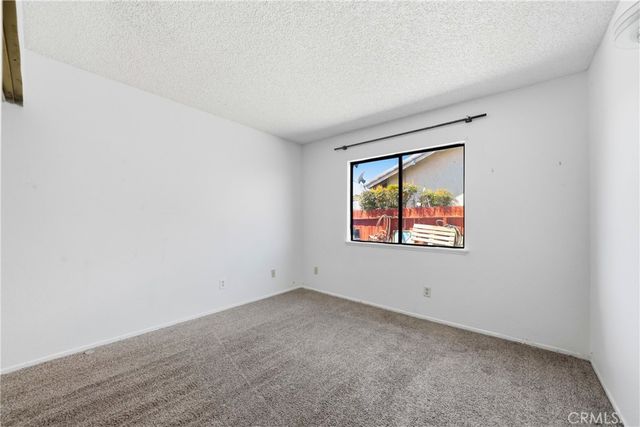 13454 Elm, Hesperia, CA 92344