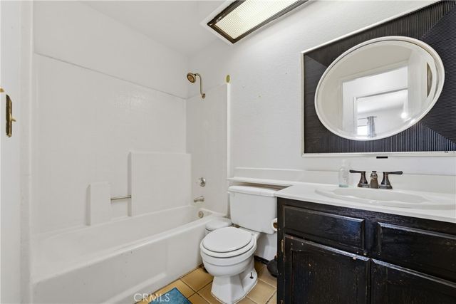 13454 Elm, Hesperia, CA 92344