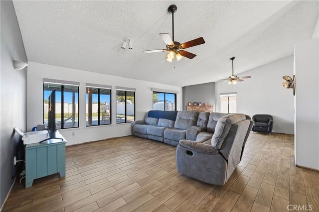 13454 Elm, Hesperia, CA 92344