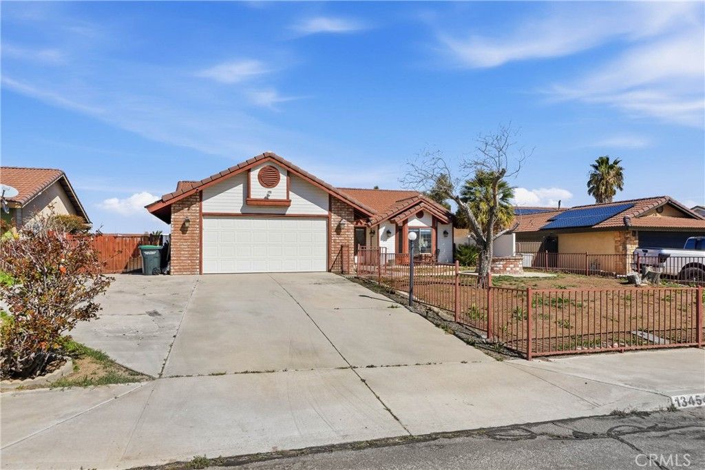 13454 Elm, Hesperia, CA 92344