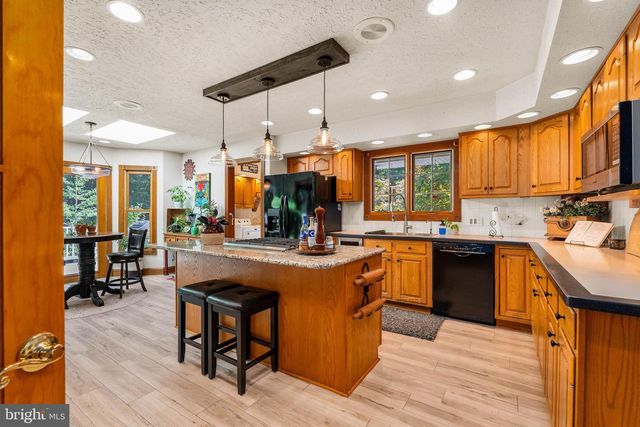65 CALVARY RD, Elkton, MD 21921