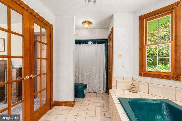 65 CALVARY RD, Elkton, MD 21921
