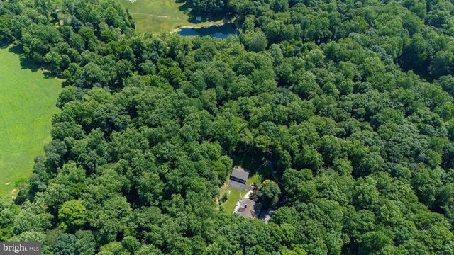 65 CALVARY RD, Elkton, MD 21921