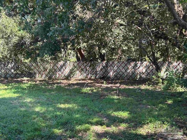 2959 Michael Dr, Pensacola, FL 32505