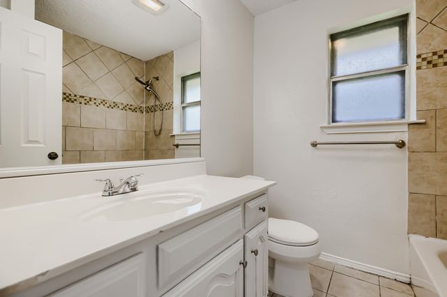 1949 Chesham Drive, Carrollton, TX 75007