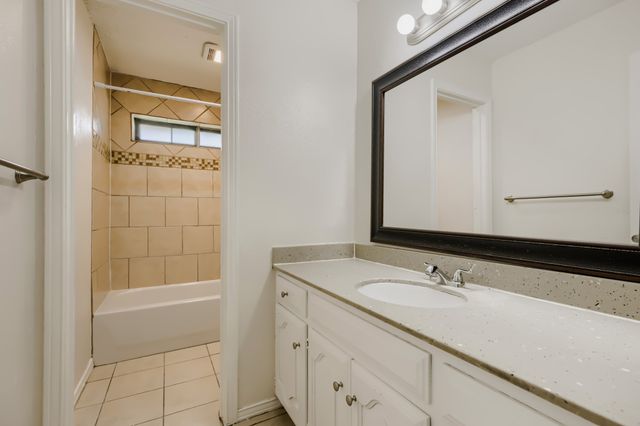 1949 Chesham Drive, Carrollton, TX 75007