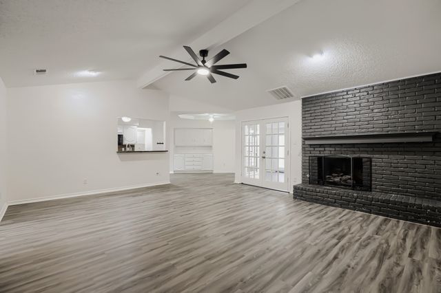 1949 Chesham Drive, Carrollton, TX 75007