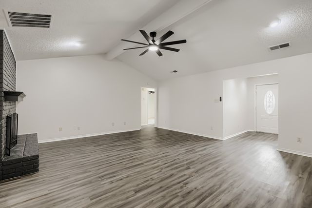 1949 Chesham Drive, Carrollton, TX 75007