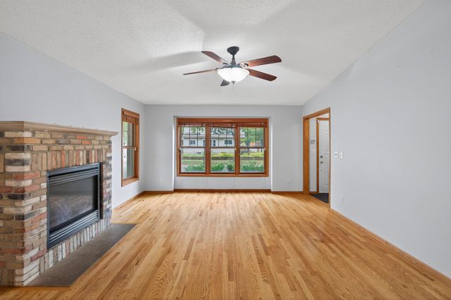 4701 Dupont Avenue N, Minneapolis, MN 55430