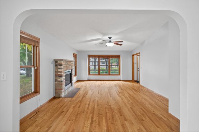 4701 Dupont Avenue N, Minneapolis, MN 55430