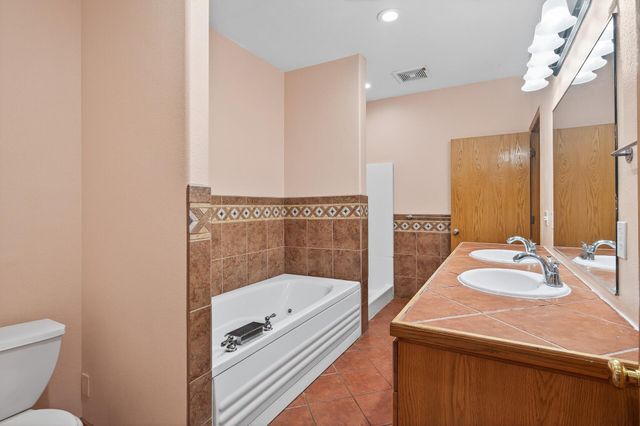 4701 Dupont Avenue N, Minneapolis, MN 55430