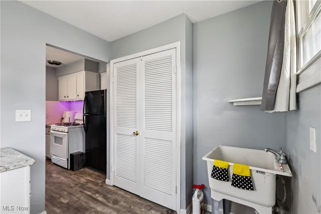 4154 Belle Avenue, Sheffield Lake, OH 44054