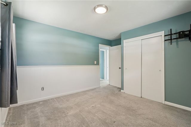 4154 Belle Avenue, Sheffield Lake, OH 44054