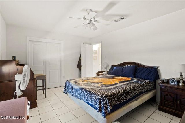 6193 E Lincoln Street, Bay Saint Louis, MS 39520