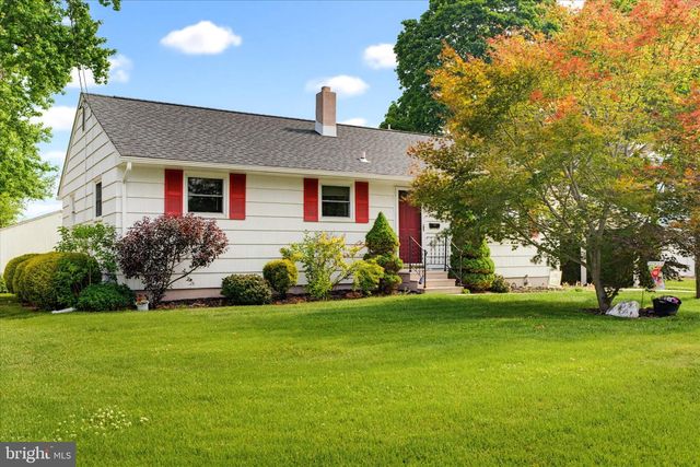 246 HAUSER AVE, Hamilton, NJ 08620