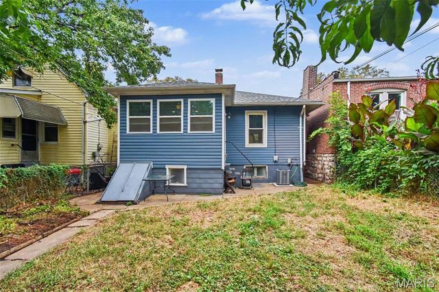 5218 Gresham Avenue, St Louis, MO 63109
