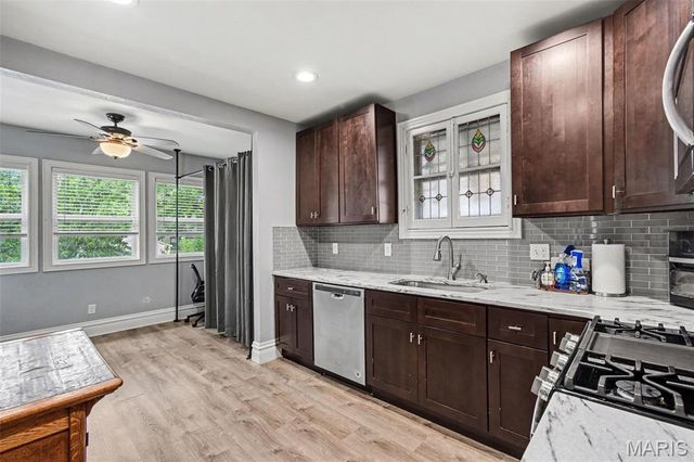 5218 Gresham Avenue, St Louis, MO 63109