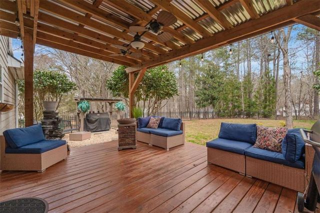 8078 Longleaf Drive, Villa Rica, GA 30180