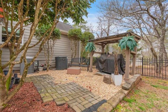 8078 Longleaf Drive, Villa Rica, GA 30180