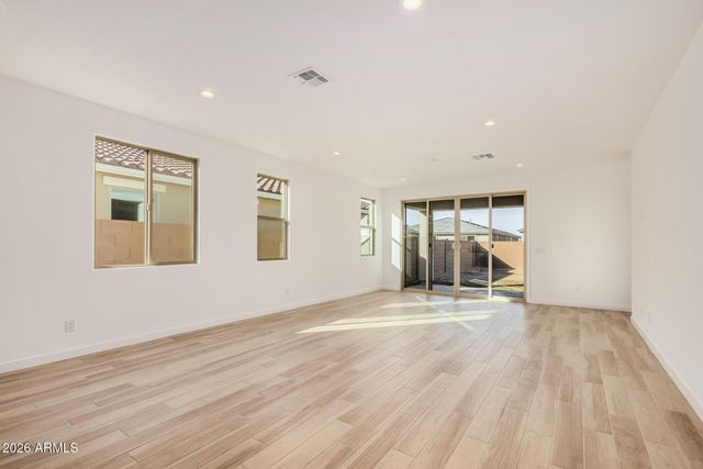 5434 W LOMA Lane, Glendale, AZ 85302