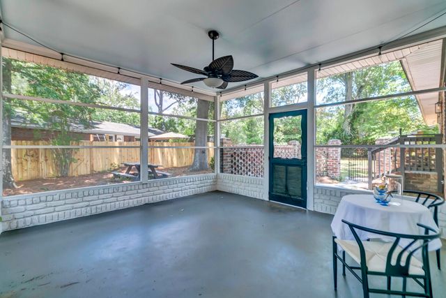 1929 Westminster Road, Charleston, SC 29407