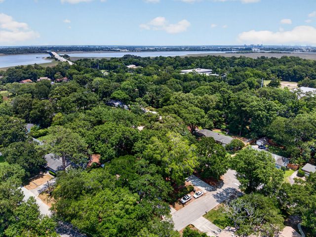 1929 Westminster Road, Charleston, SC 29407