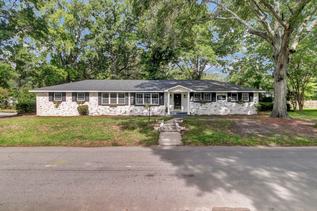 1929 Westminster Road, Charleston, SC 29407