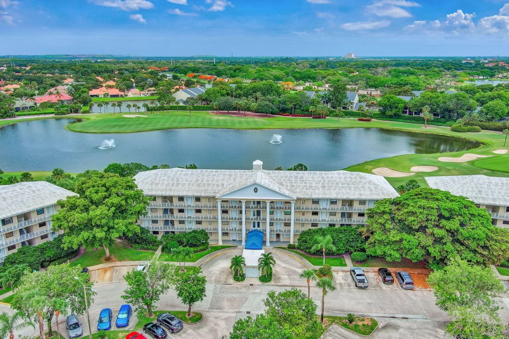 3521 Village Boulevard 305, West Palm Beach, FL 33409