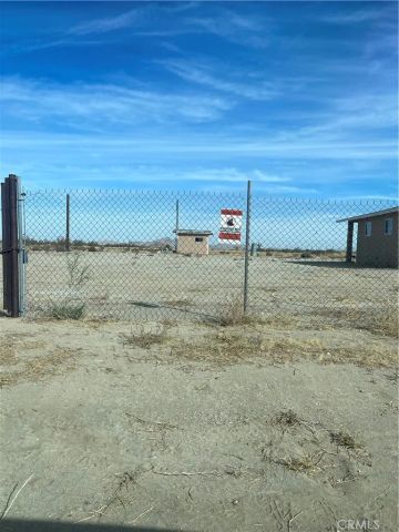 18645 E Palmdale Boulevard, Palmdale, CA 93591