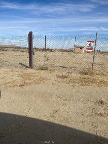 18645 E Palmdale Boulevard, Palmdale, CA 93591