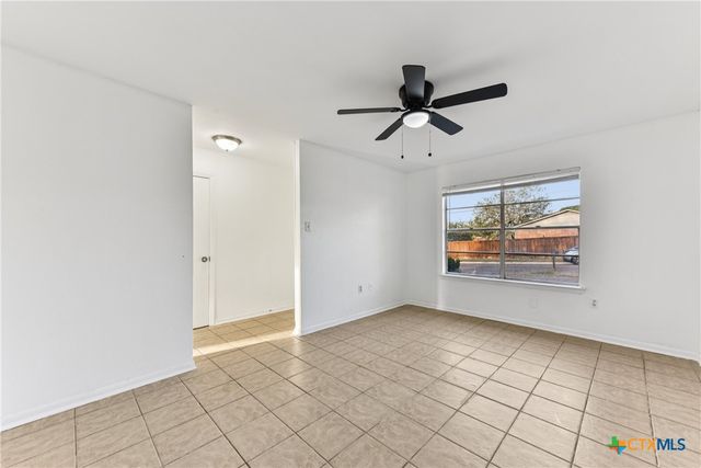 1910 Wanda Street, Copperas Cove, TX 76522