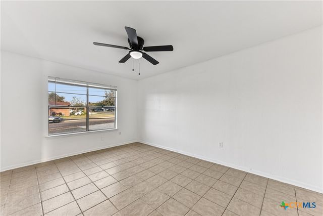 1910 Wanda Street, Copperas Cove, TX 76522