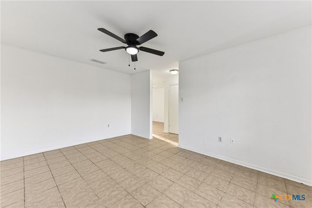 1910 Wanda Street, Copperas Cove, TX 76522