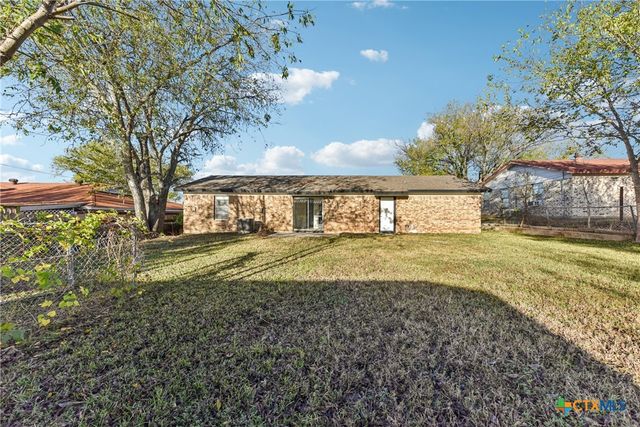 1910 Wanda Street, Copperas Cove, TX 76522