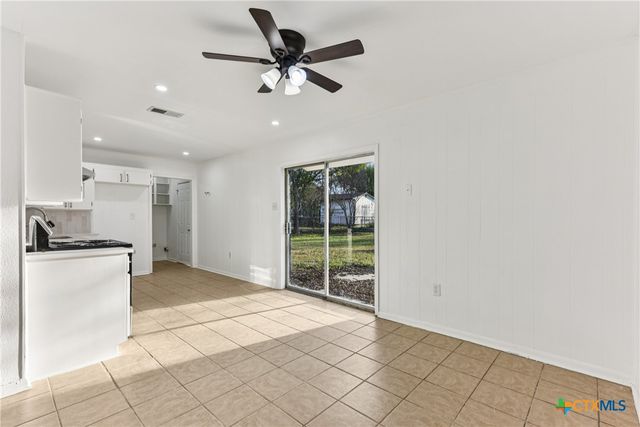 1910 Wanda Street, Copperas Cove, TX 76522