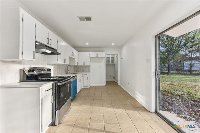 1910 Wanda Street, Copperas Cove, TX 76522