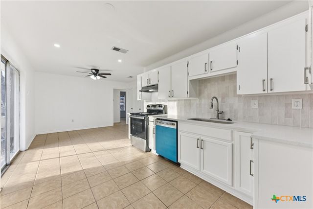 1910 Wanda Street, Copperas Cove, TX 76522