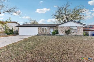 1910 Wanda Street, Copperas Cove, TX 76522