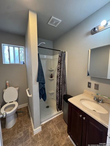 413 Matthews, San Antonio, TX 78237