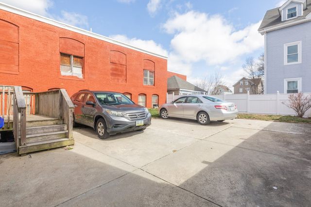 211 Admiral Street, Providence, RI 02908