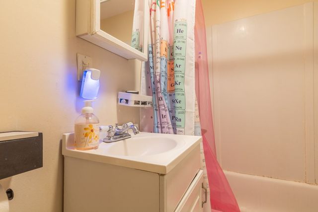 211 Admiral Street, Providence, RI 02908